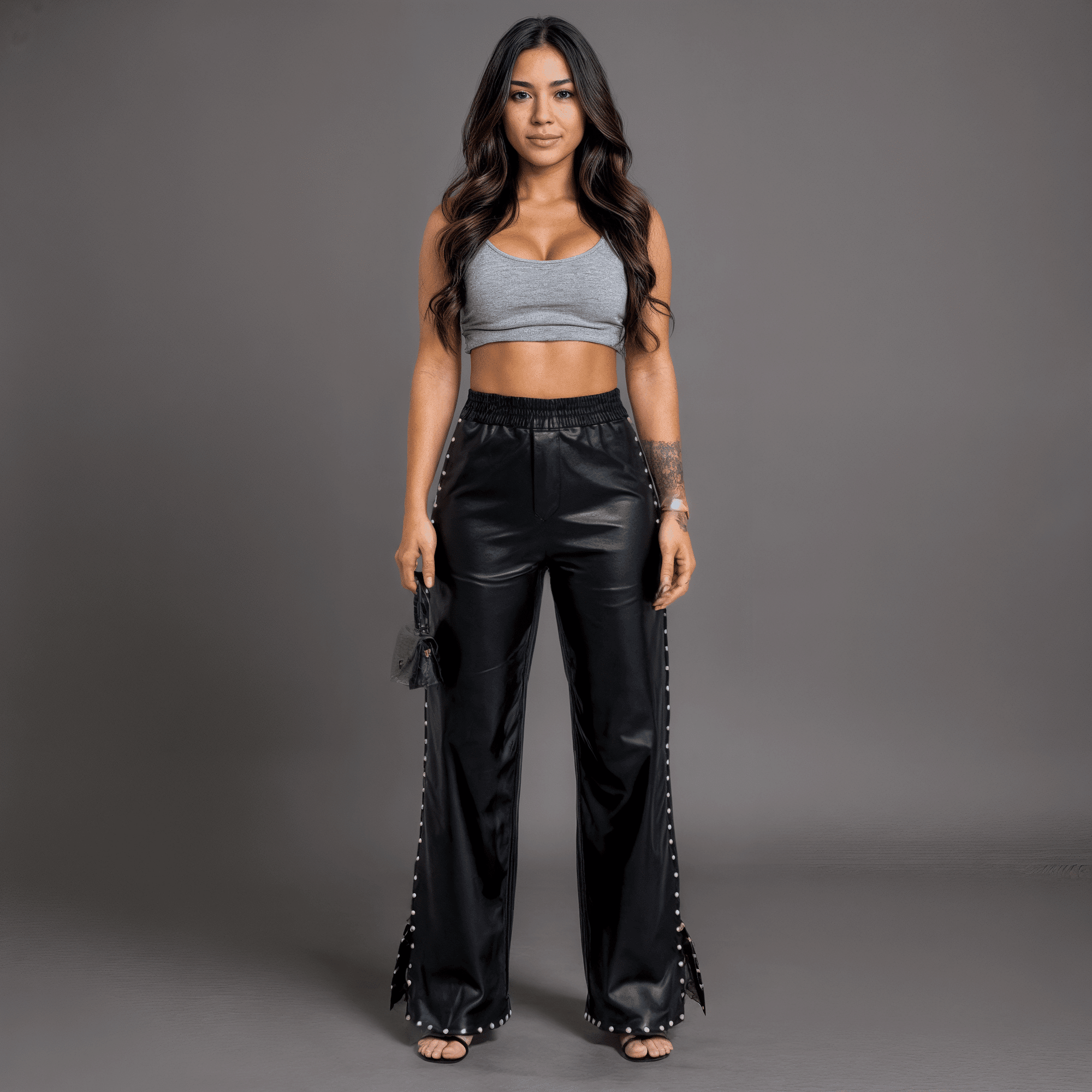 Calça Feminina de Couro Sophi Largas