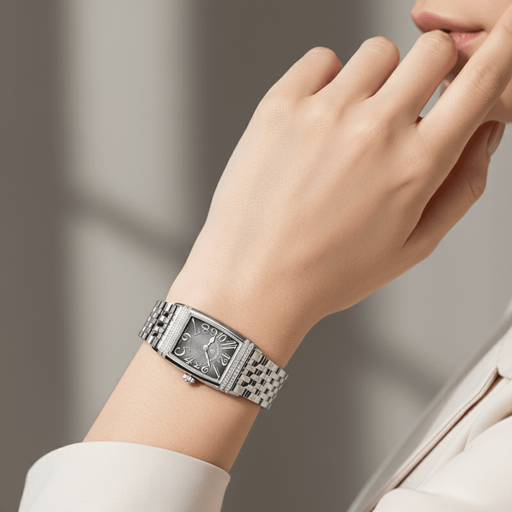 Relógio Pagani Design Feminino Retangular Safira e Cristais Silver Black